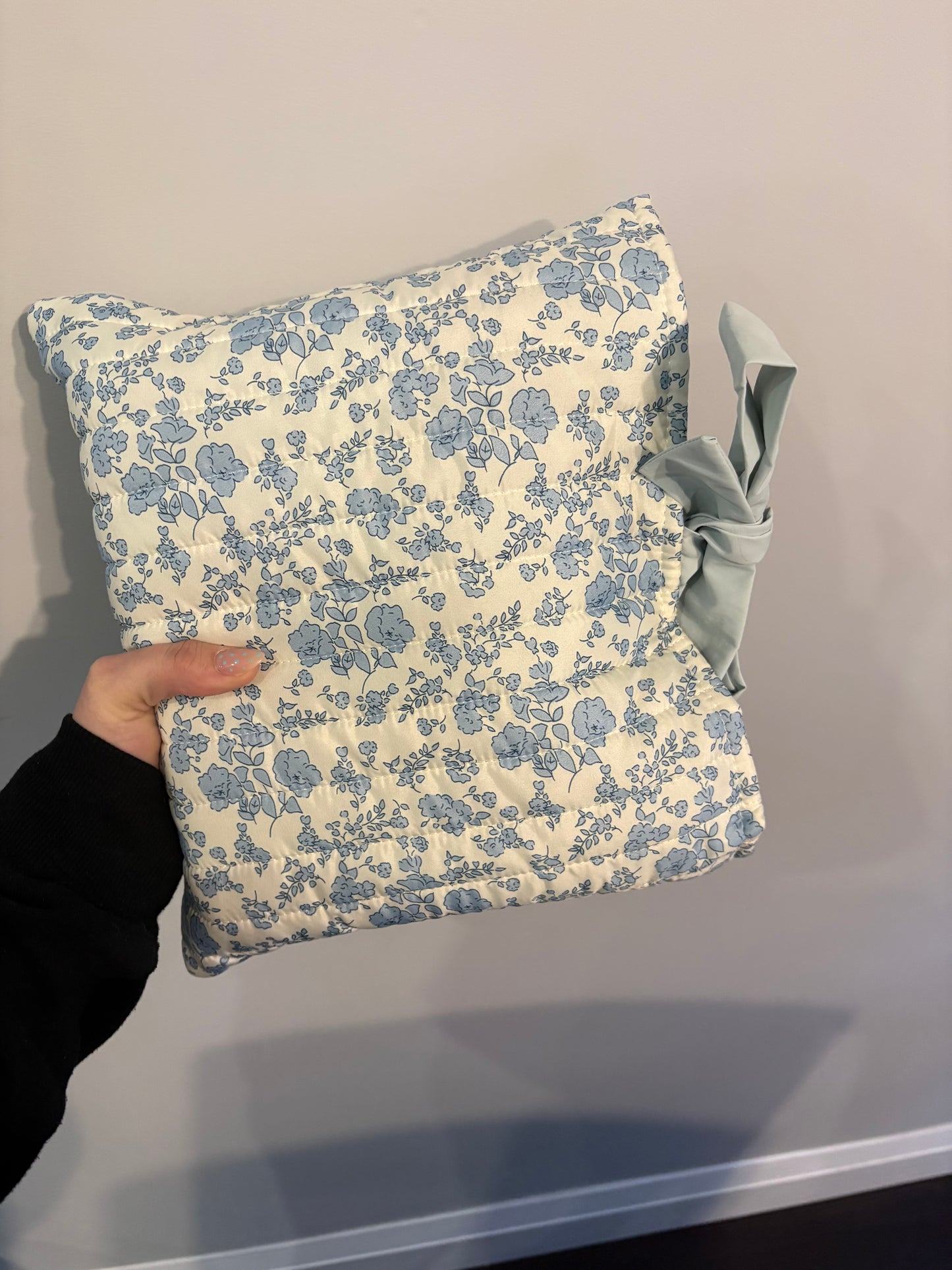 Floral Book Sleeve